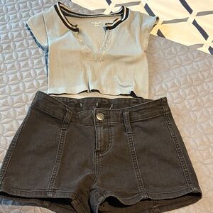 Urban Outfitters Blue and Black Crop Top